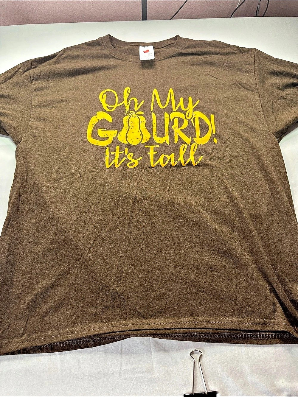 Hanes Gourd Graphic Tee in Brown XL Like New